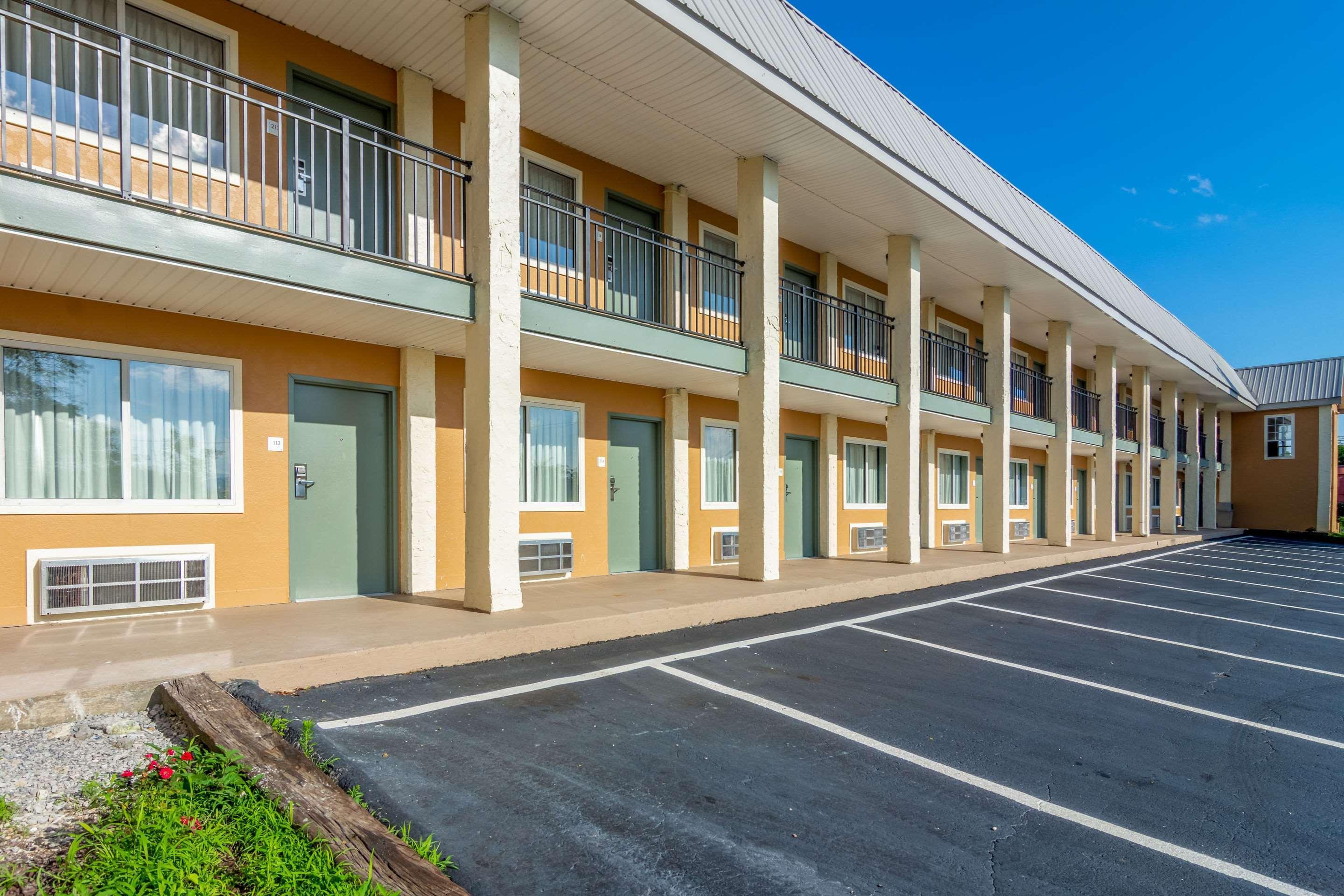 Econo East Ridge Lodge *